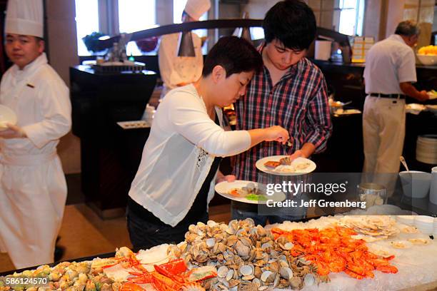 Grand Hyatt Shanghai hotel restaurant, buffet table.