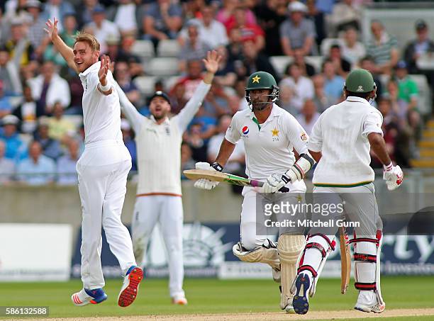 Stuart Broad of England celebrates taking the wicket of Sohail Khan of Pakistan during day three of the 3rd Investec Test match between England and...