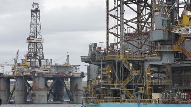 Balder Rig 389 Oil Drilling Rig Operation Stock Videos, Footage, & 4K Video Clips ...