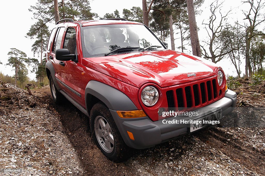 2004 Jeep Cherokee