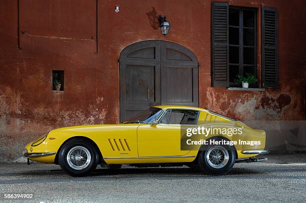 Ferrari 275 GTB4. Artist: Unknown.