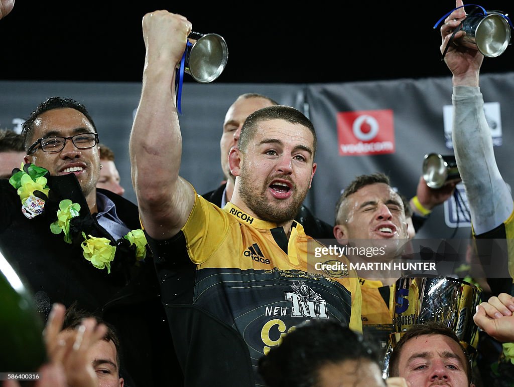 RUGBYU-SUPER-HURRICANES-LIONS