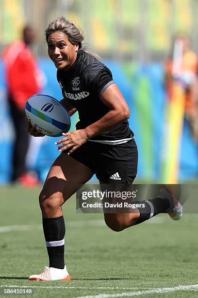 Huriana Manuel of New Zealand runs with the ball during a Women's Pool B rugby match between New Zealand and Kenya on Day 1 of the Rio 2016 Olympic...