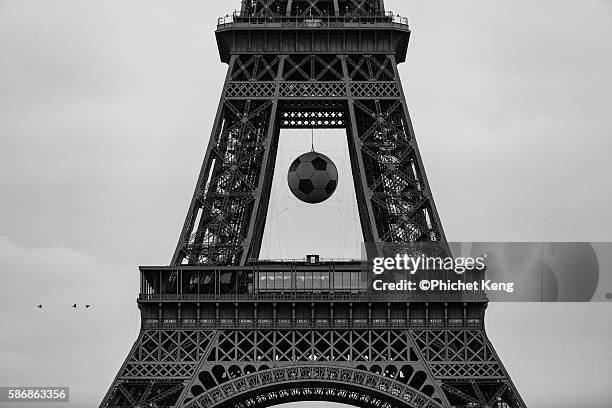 eiffel tower - euro 2016 football stock pictures, royalty-free photos & images