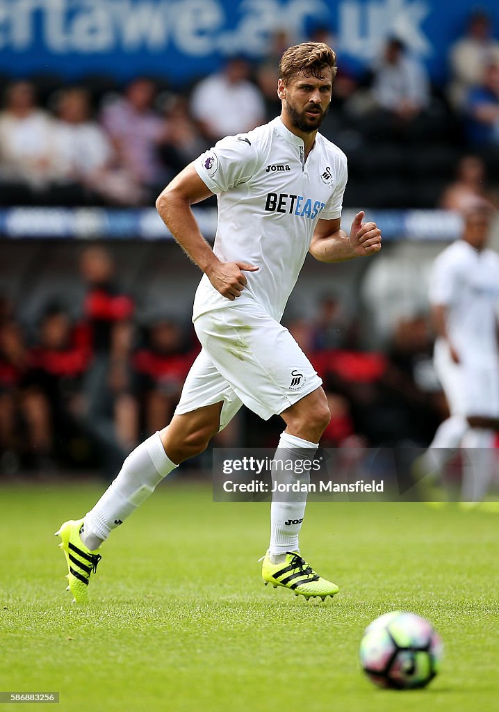 Swansea City v Stade Rennais - Pre-Season Friendly