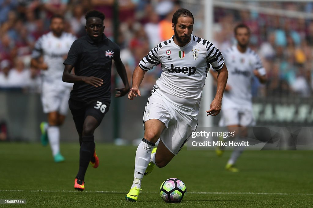 West Ham United v Juventus - Pre-Season Friendly