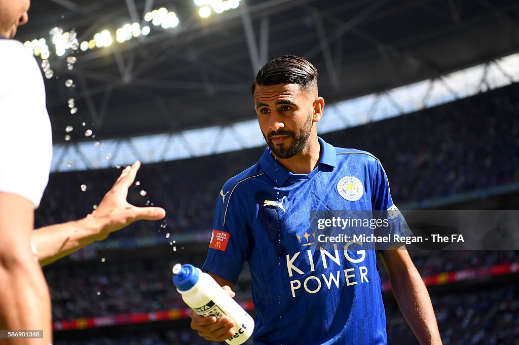 Leicester City v Manchester United - The FA Community Shield