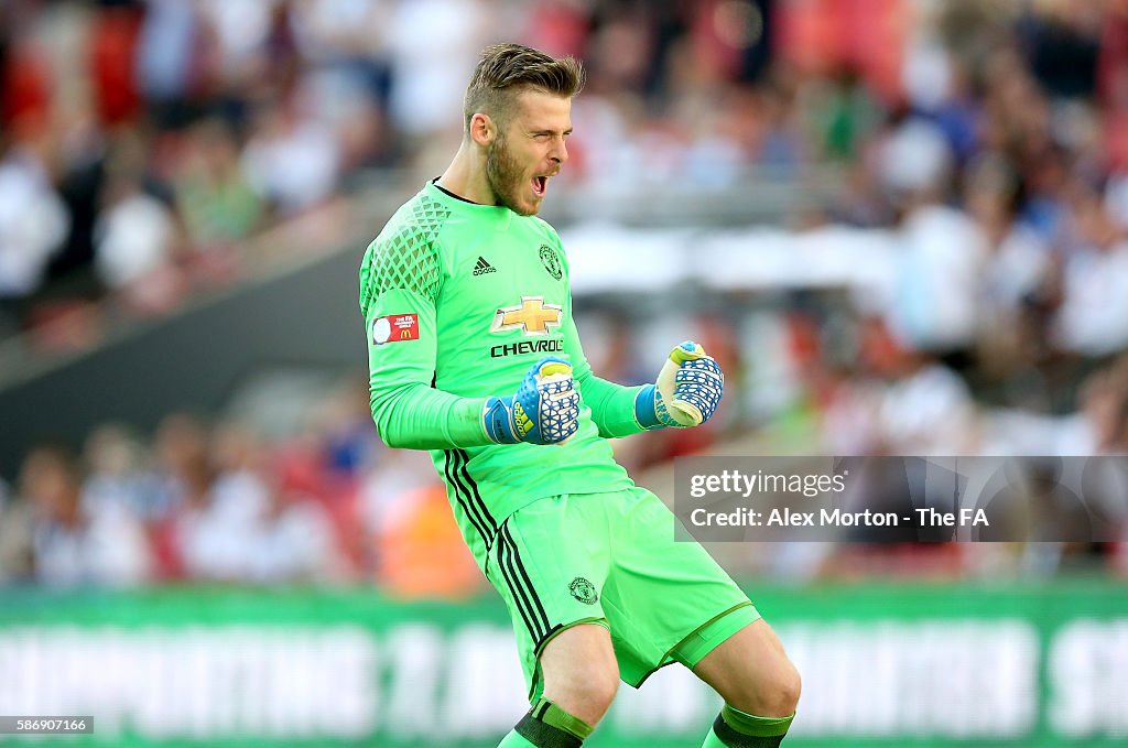 Leicester City v Manchester United - The FA Community Shield