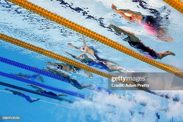 Vien Nguyen Thi Anh of Vietman, Ajna Kesely of Hungary, Lotte Friis of Denmark, Sarah Kohler of Germany and Yuhan Zhang of China compete in the in...