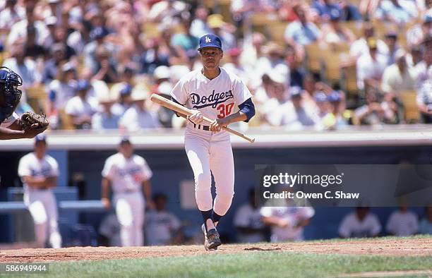 Maury Wills of the Los Angeles Dodgers circa 1986 bats in a Old Timers game at Dodger Stadium in Los Angeles, California.
