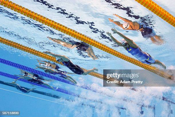 Tamsin Cook of Australia, Lauren Boyle of New Zealand, Boglarka Kapas of Hungary, Katie Ledecky of the United States and Sharon van Rouwendaal of the...