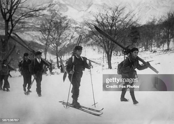 Sumi-no-miya, aka Takahito, Prince Mikasa, the youngest brother of Emperor Hirohito, on a skiing trip near the Goshiki hot spring in Japan, circa...