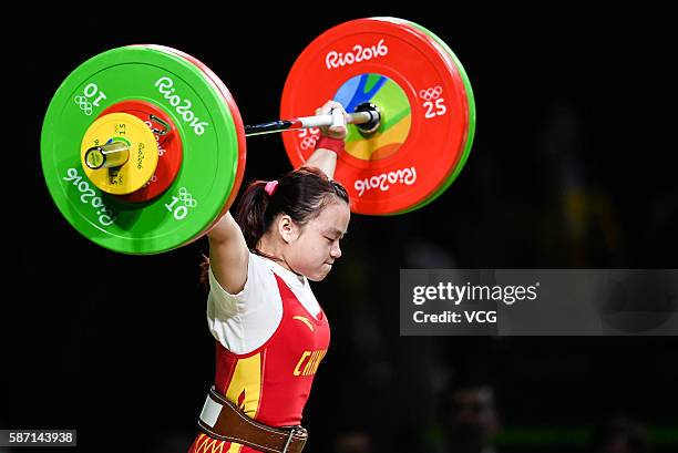 Li Yajun of China competes during the Women's 53kg weightlifting contest on Day 2 of the Rio 2016 Olympic Games at Riocentro - Pavilion 2 on August...