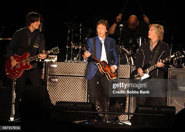 Rusty Rutherford Photos and Premium High Res Pictures - Getty Images