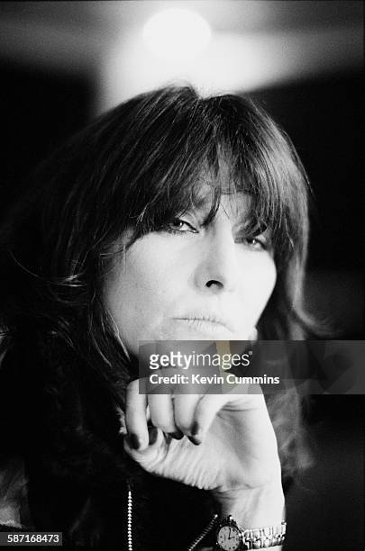 American singer-songwriter and guitarist Chrissie Hynde of rock group, The Pretenders, in a rehearsal studio, London, March 1994.
