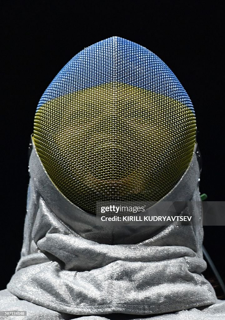 TOPSHOT-FENCING-OLY-2016-RIO