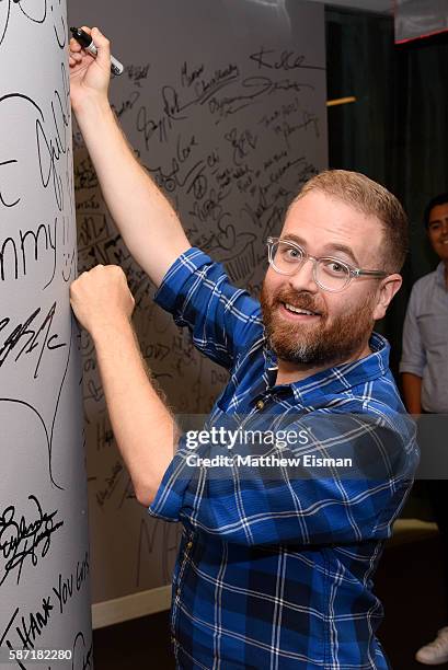 Sam Riach Sam Reich Photos and Premium High Res Pictures - Getty Images