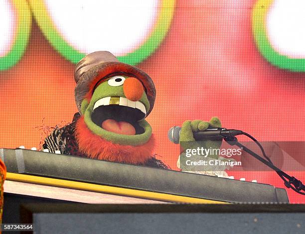 154 Dr Teeth And The Electric Mayhem Stock Photos, High-Res Pictures ...