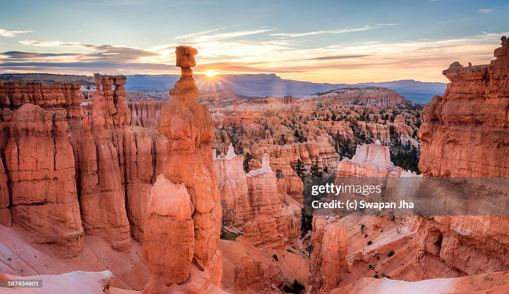 Bryce canyon sunrise