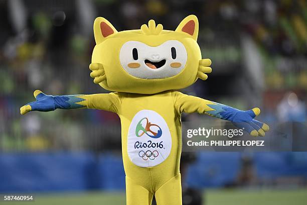 Mascot performs during a berak in the womens rugby sevens match between France and USA during the Rio 2016 Olympic Games at Deodoro Stadium in Rio de...