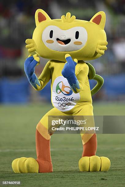 Mascot performs during a berak in the womens rugby sevens match between France and USA during the Rio 2016 Olympic Games at Deodoro Stadium in Rio de...