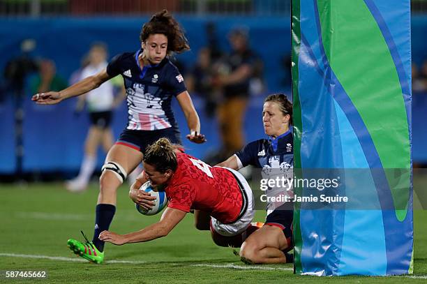 Kelly Roussell 3,057 Kelly Russell Photos & High Res Pictures - Getty Images