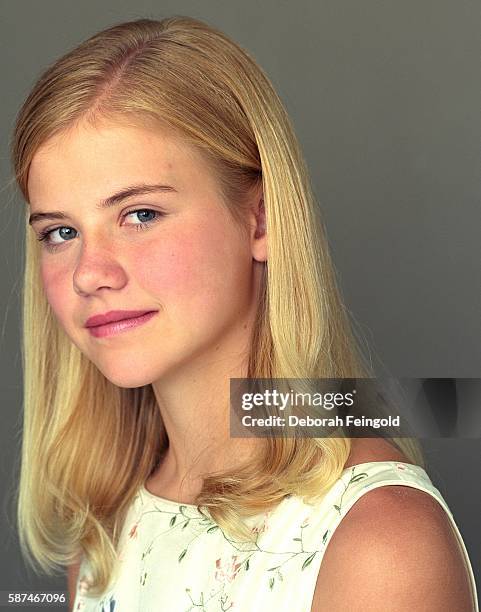 Elizabeth Smart Photos Photos And Premium High Res Pictures - Getty Images