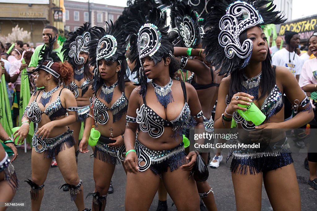 UK - Notting Hill Carnival - Dancing in the streets