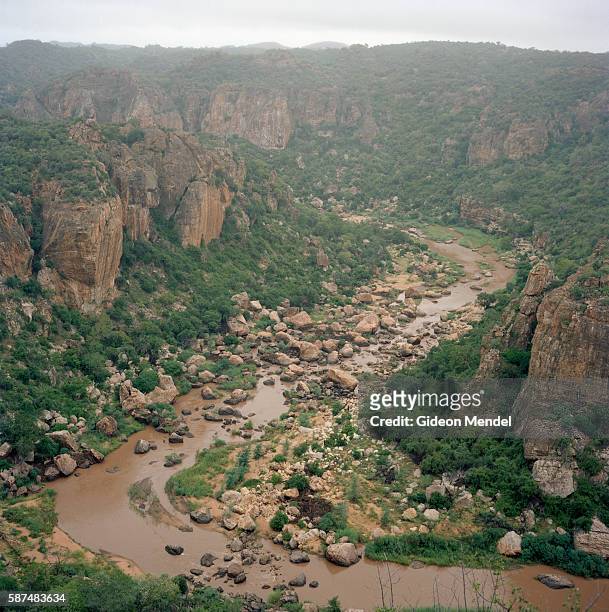 View out over the Luvuvhu River and Luvuvhu Valley towards the land that now once again belongs to the Makuleke Tribe in the north of the Kruger...
