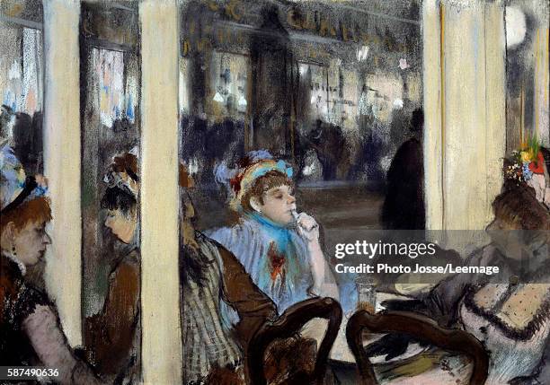 Women on a cafe terrace. Pastel painting by Edgar Degas 1877. 0,54 x 0,71 m. Orsay Museum, Paris