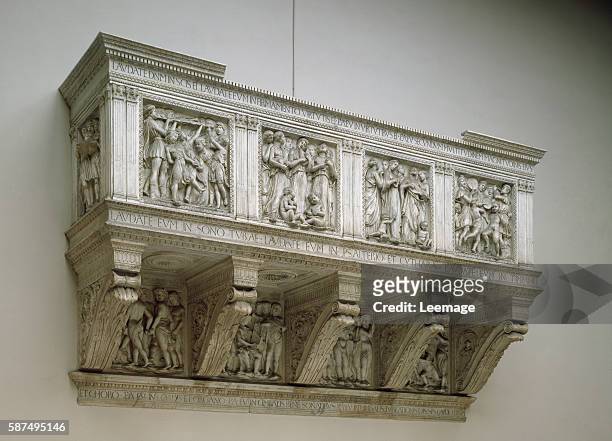 Cantoria or singing tribune : marble high relief by Luca della Robbia