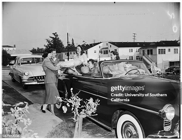 Stevens College dinner dance planning at Curtis home, Mrs Herbert A Hitchens, Mrs Gurth Carpenter, Mrs Lloyd Dunn, Mrs Nathaniel Curtis, Mrs George L...