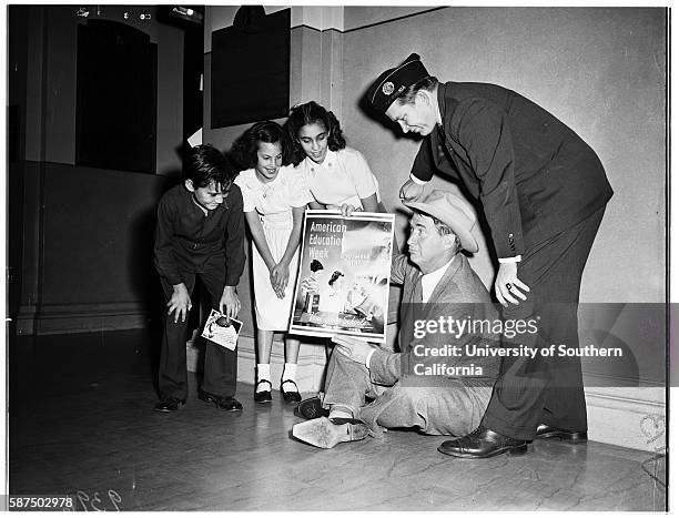 American Education Week at Patriotic Hall, Arnold Parath, 10 years, Marion Shapiro, 10 years, Esther Ellenbogen, 11 years, Actor Chill Wills OL Horn,...