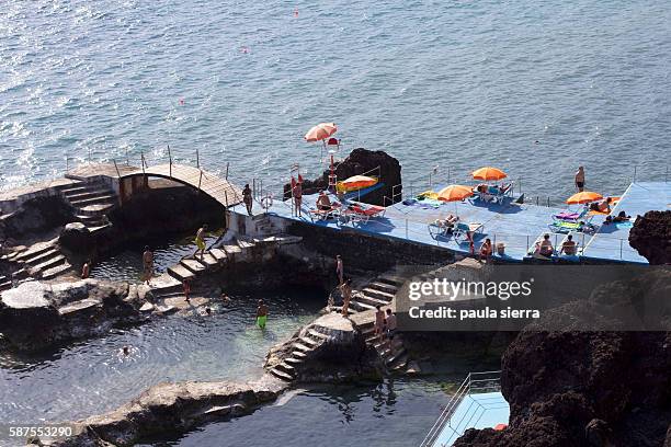 natural swimming pool - funchal stock pictures, royalty-free photos & images