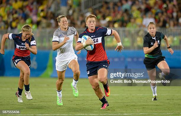 Alev Kelter in action for the United States during the Women's Placing 7-8 Rugby Sevens match between France and United States of America on Day 3 of...