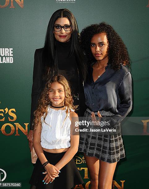 Designer Rachel Roy and daughters Tallulah Ruth Dash and Ava Dash attend the premiere of "Pete's Dragon" at the El Capitan Theatre on August 8, 2016...