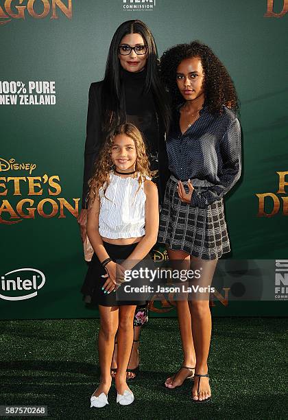 Designer Rachel Roy and daughters Tallulah Ruth Dash and Ava Dash attend the premiere of "Pete's Dragon" at the El Capitan Theatre on August 8, 2016...