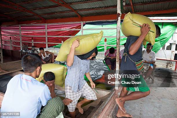 Loading Labour 160 Loading Labour Stock Photos, High-Res Pictures, and Images - Getty ...