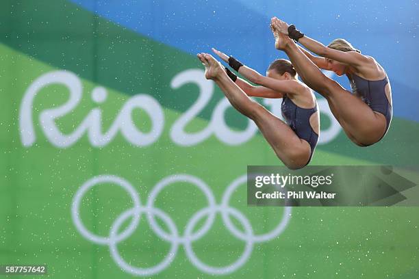 Tonia Couch and Lois Toulson of Great Britain compete in the Women's Diving Synchronised 10m Platform Final on Day 4 of the Rio 2016 Olympic Games at...