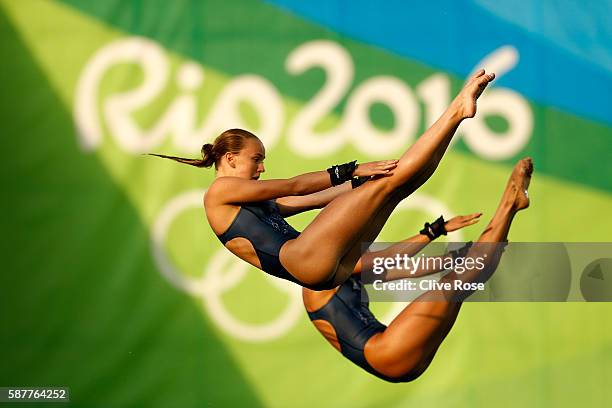 Tonia Couch and Lois Toulson of Great Britain compete in the Women's Diving Synchronised 10m Platform Final on Day 4 of the Rio 2016 Olympic Games at...