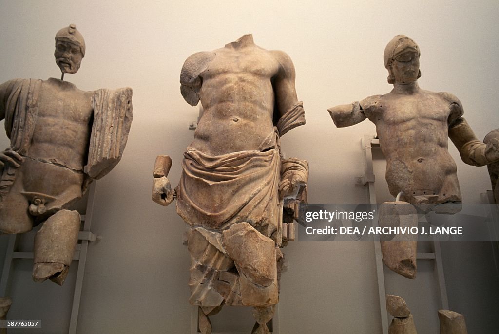 Group of sculptures, Temple of Zeus in Olympia