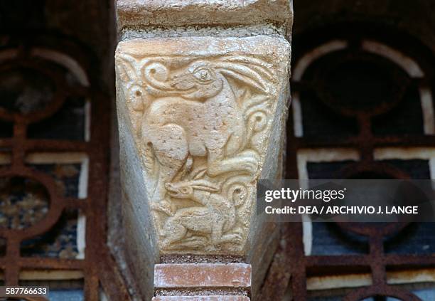 Agia Rabbit 259 Mullioned Windows Stock Photos, High-Res Pictures, and Images ...