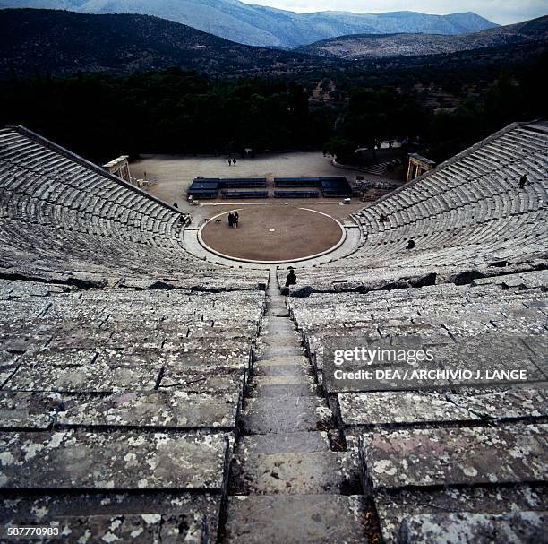 Polyclitus Work 121 Polykleitos Stock Photos, High-Res Pictures, and Images - Getty Images