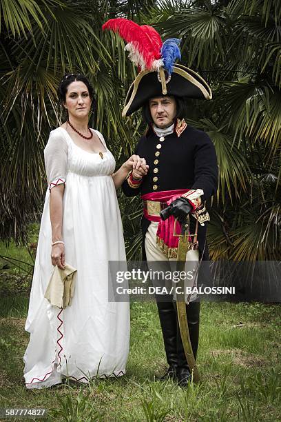 Napoleon Bonaparte and his wife Josephine de Beauharnais in the gardens of Villa Borromeo, Isola Bella in 1797. Napoleonic wars, 18th century....