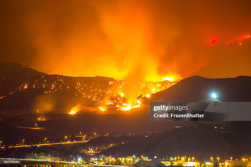 Night long exposure photograph of the Santa Clarita wildfire