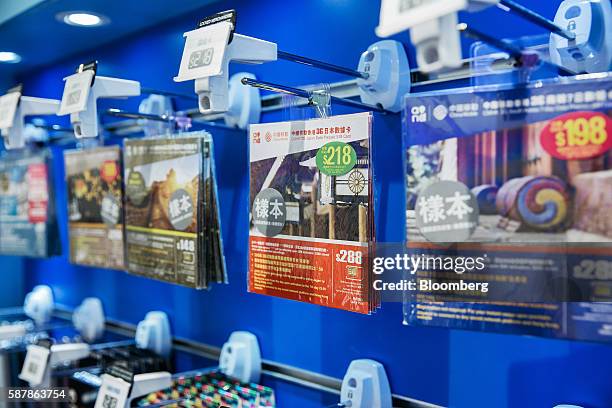 Package Sim 38 Sim Card Package Stock Photos, High-Res Pictures, and Images - Getty ...