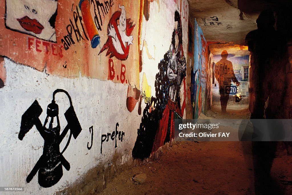 Visit to the Catacombs in Paris