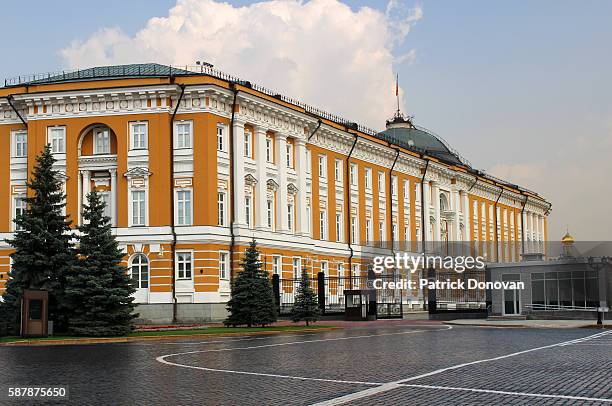 kremlin senate, moscow, russia - senado fotografías e imágenes de stock