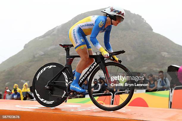 Ganna Solovei of Ukraine starts the Cycling Road Women's Individual Time Trial on Day 5 of the Rio 2016 Olympic Games at Pontal on August 10, 2016 in...