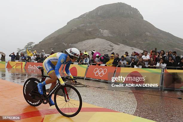 Ukraine's Ganna Solovei starts the Women's Individual Time Trial event at the Rio 2016 Olympic Games in Rio de Janeiro on August 10, 2016. / AFP /...